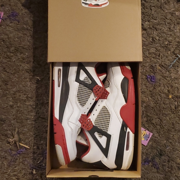 Jordan Retro 4 fire 🔥 mens size 10 - Picture 3 of 15